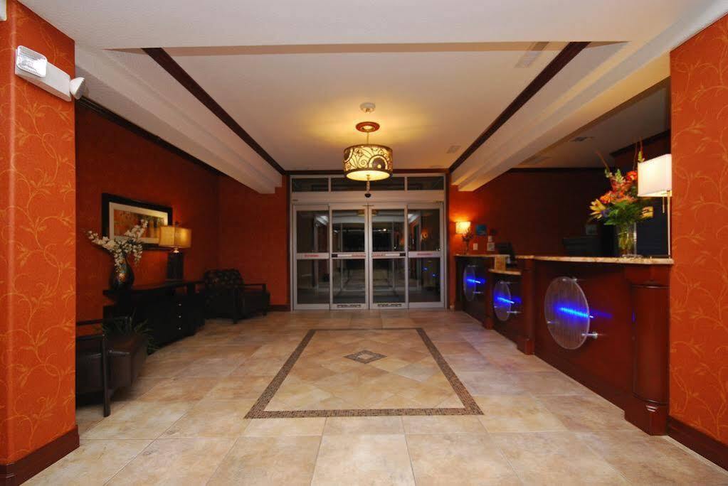 Holiday Inn Express & Suites Gonzales By Ihg Esterno foto